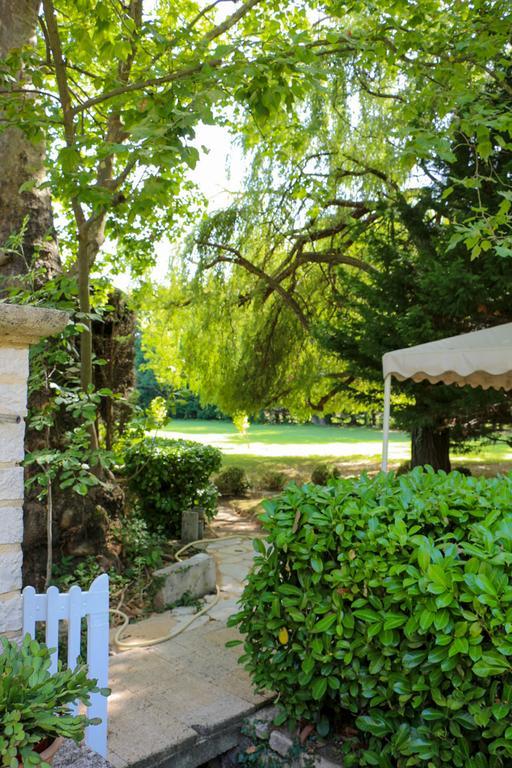 Hôtel Domaine Du Moulin à Saint-Laurent-des-Arbres Extérieur photo