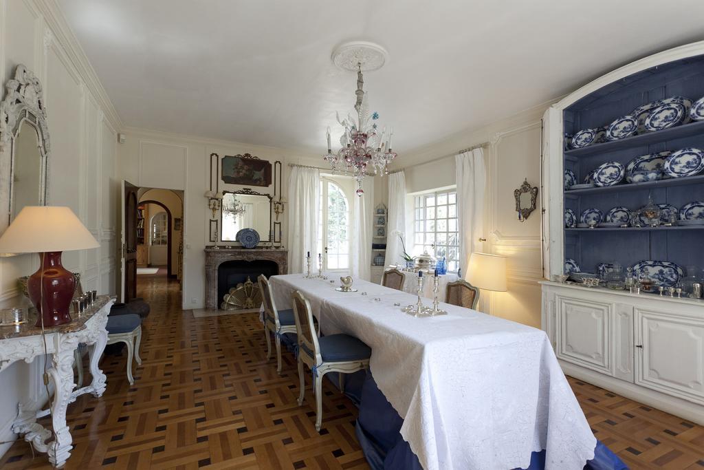 Hôtel Domaine Du Moulin à Saint-Laurent-des-Arbres Extérieur photo