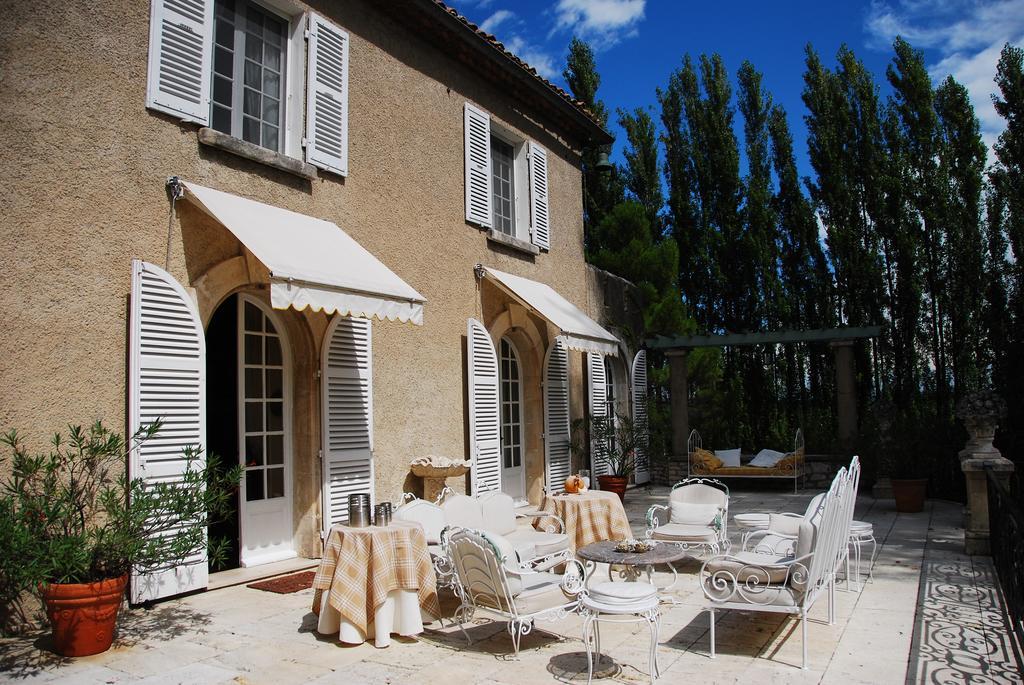 Hôtel Domaine Du Moulin à Saint-Laurent-des-Arbres Extérieur photo